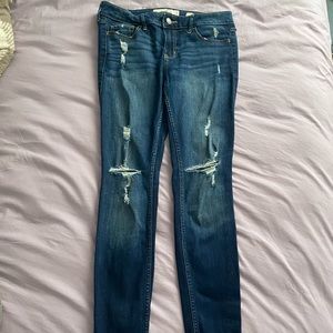 Hollister jeans